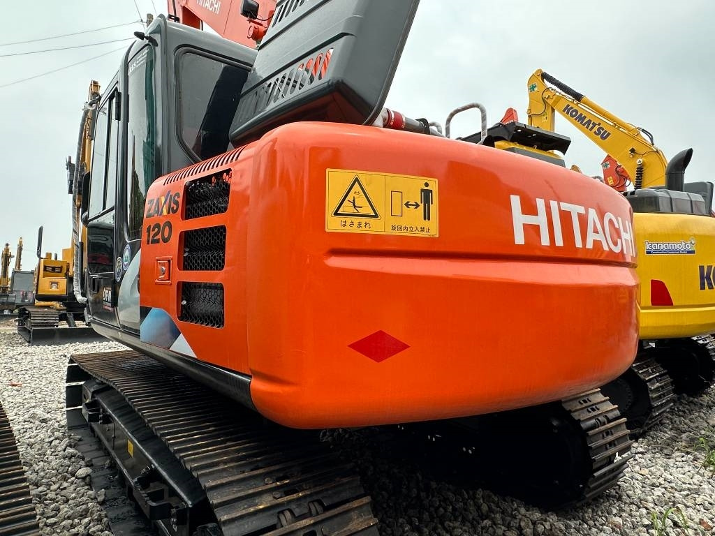 Hitachi ZX 120 - حفار زحاف: صورة 4 Hitachi ZX 120 - حفار زحاف: صورة 4