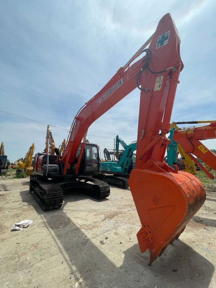 Hitachi ZX 240 - حفار زحاف: صورة 5 Hitachi ZX 240 - حفار زحاف: صورة 5