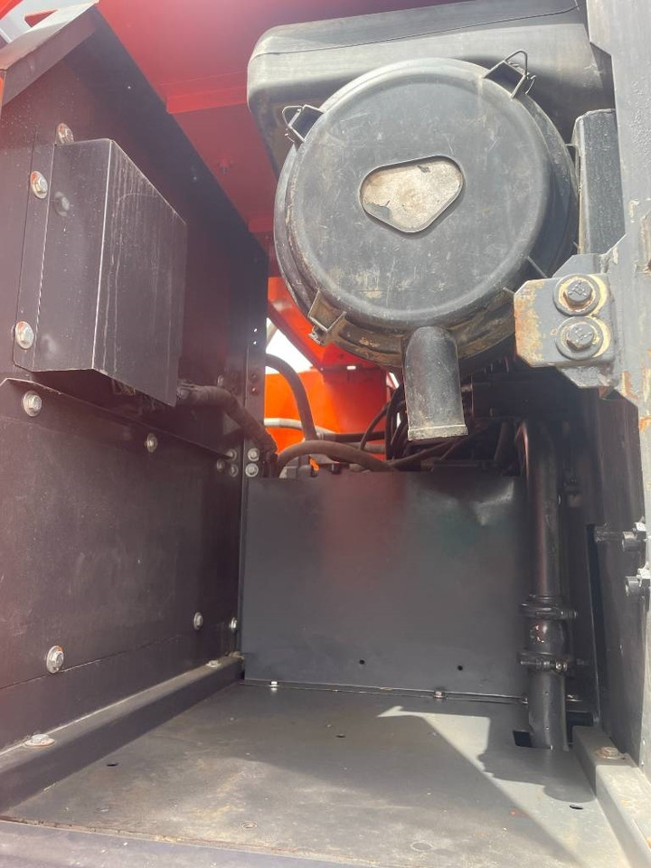 Hitachi ZX 240 - حفار زحاف: صورة 2 Hitachi ZX 240 - حفار زحاف: صورة 2