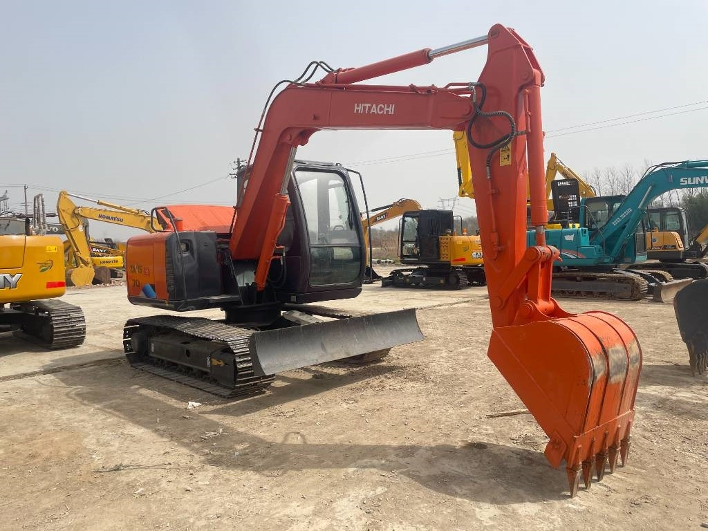 Hitachi ZX 70 - حفارة مُصَّغرة: صورة 2 Hitachi ZX 70 - حفارة مُصَّغرة: صورة 2