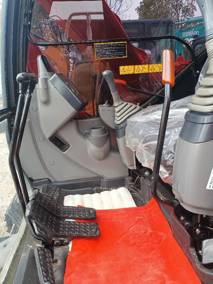 Hitachi ZX 70  - حفارة مُصَّغرة: صورة 4 Hitachi ZX 70  - حفارة مُصَّغرة: صورة 4