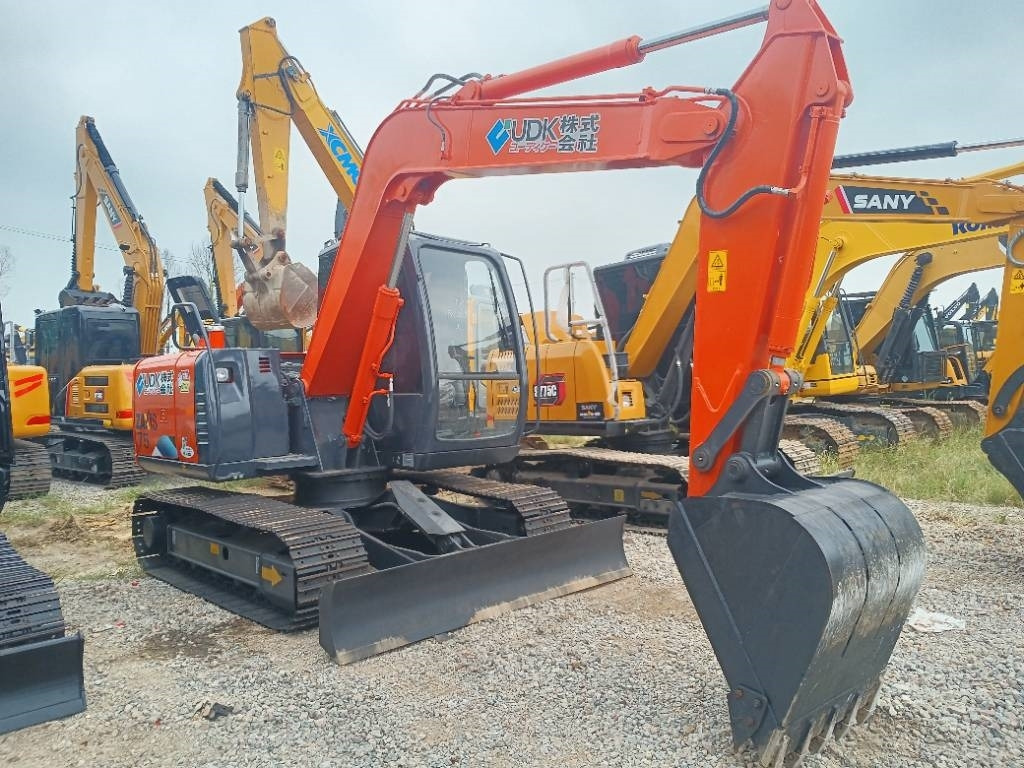 Hitachi ZX 70  - حفارة مُصَّغرة: صورة 2 Hitachi ZX 70  - حفارة مُصَّغرة: صورة 2