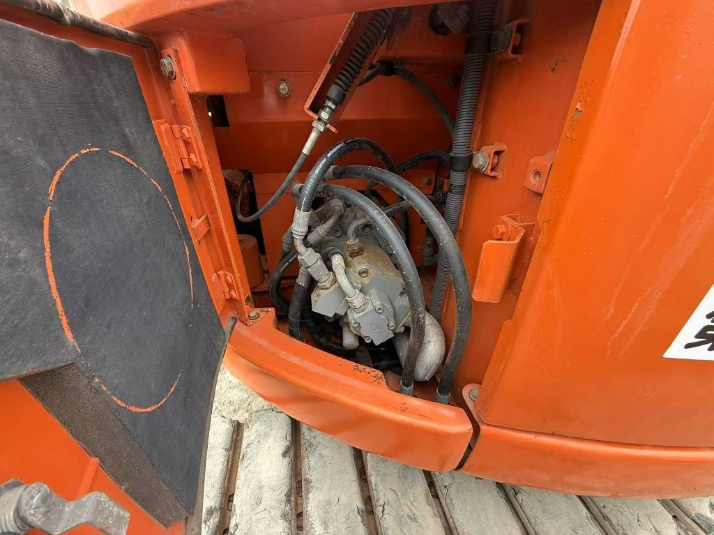 Hitachi ZX 75 US - حفارة مُصَّغرة: صورة 4 Hitachi ZX 75 US - حفارة مُصَّغرة: صورة 4