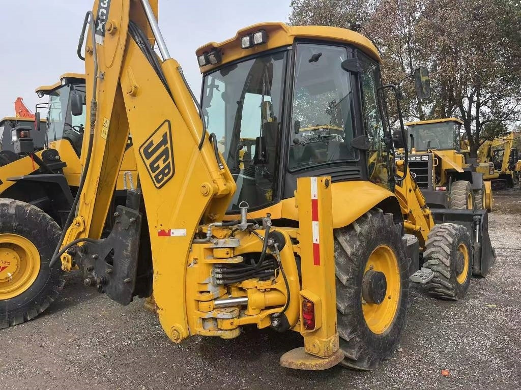 JCB 3CX - جرافة حفار: صورة 1 JCB 3CX - جرافة حفار: صورة 1