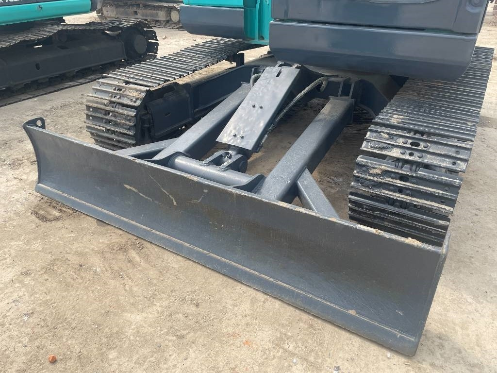 Kobelco SK 75 - حفار زحاف: صورة 5 Kobelco SK 75 - حفار زحاف: صورة 5