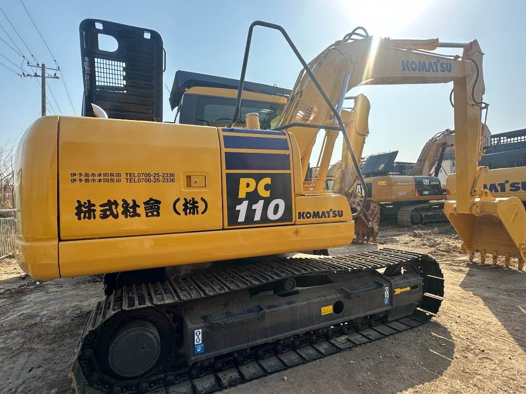 Komatsu PC 110  - حفار زحاف: صورة 1 Komatsu PC 110  - حفار زحاف: صورة 1