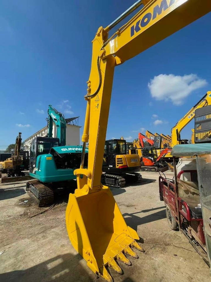 Komatsu PC 130 - حفار زحاف: صورة 3 Komatsu PC 130 - حفار زحاف: صورة 3