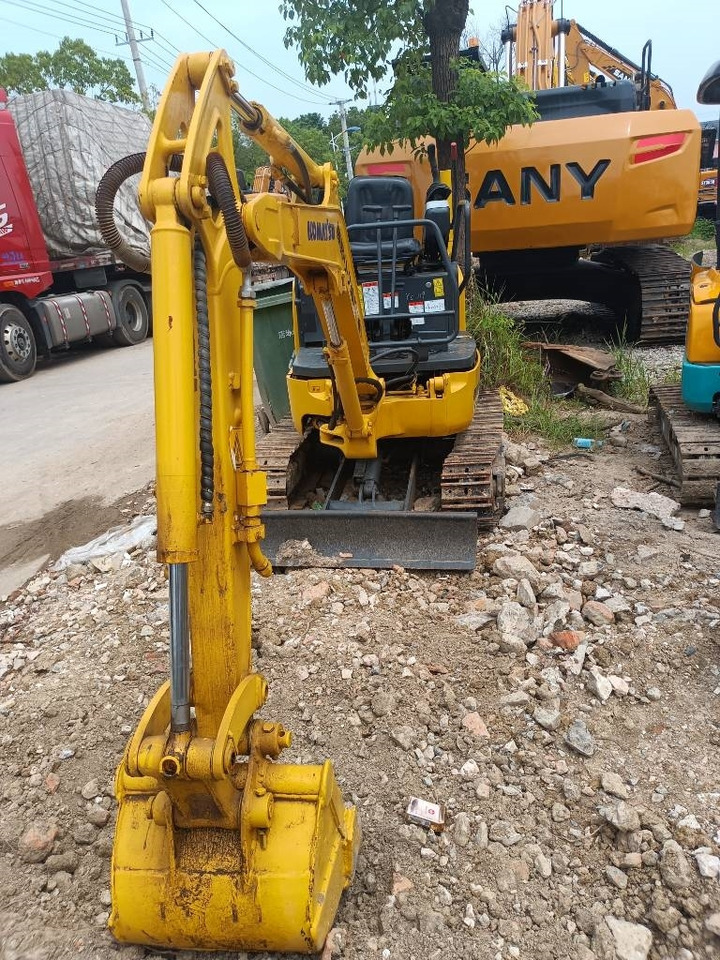 Komatsu PC 18  - حفار زحاف: صورة 3 Komatsu PC 18  - حفار زحاف: صورة 3
