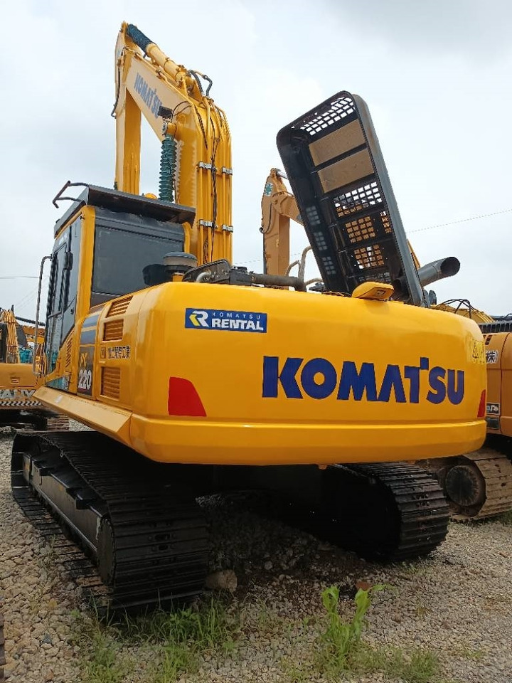 Komatsu PC 220-8  - حفار زحاف: صورة 3 Komatsu PC 220-8  - حفار زحاف: صورة 3