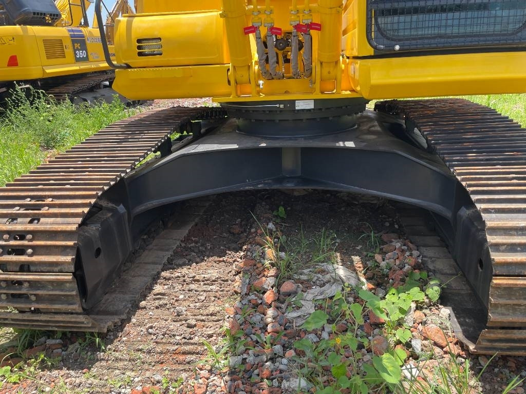 Komatsu PC 220  Komatsu PC 220: صورة 9