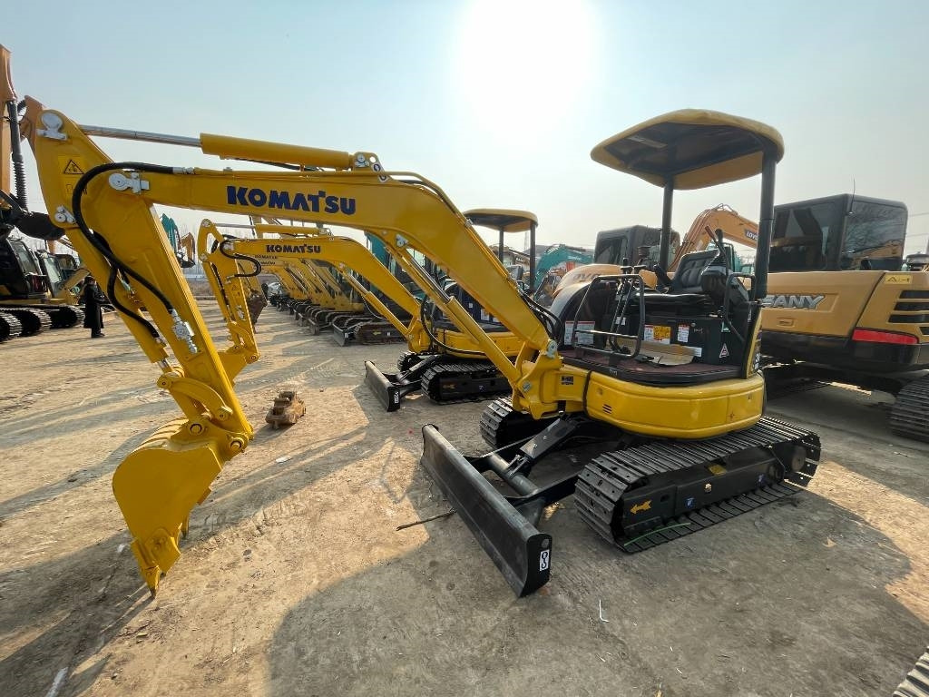 Komatsu PC 30 - حفار زحاف: صورة 3 Komatsu PC 30 - حفار زحاف: صورة 3