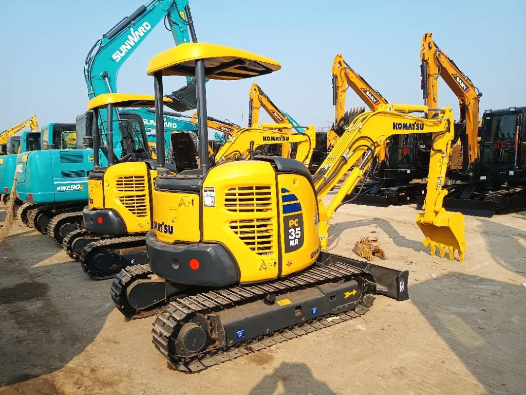 Komatsu PC 35 - حفارة مُصَّغرة: صورة 1 Komatsu PC 35 - حفارة مُصَّغرة: صورة 1