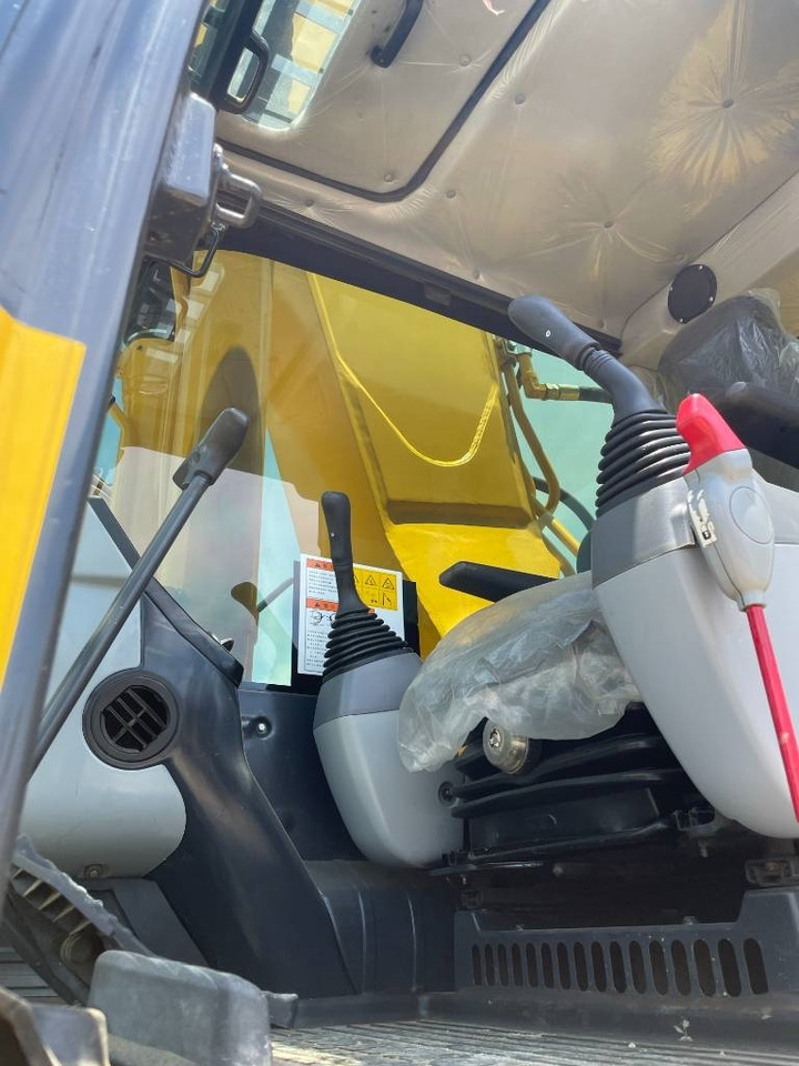 Komatsu PC 400 - حفار زحاف: صورة 5 Komatsu PC 400 - حفار زحاف: صورة 5