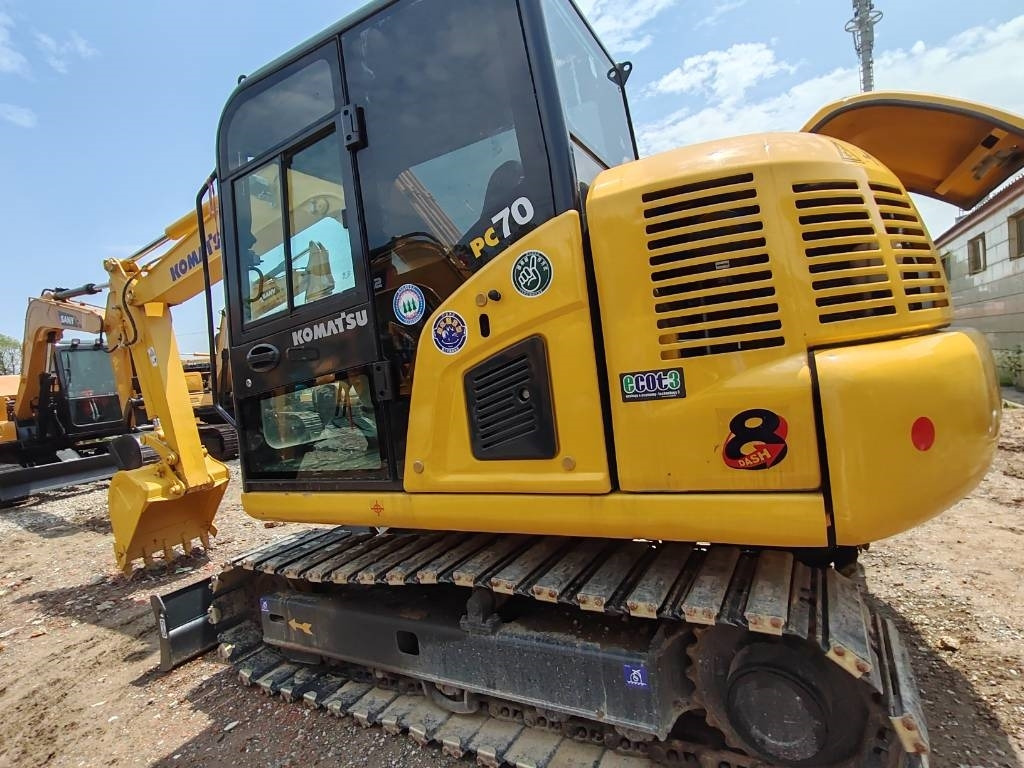 Komatsu PC 70  - حفار زحاف: صورة 3 Komatsu PC 70  - حفار زحاف: صورة 3