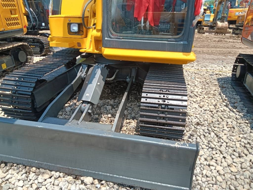 Komatsu PC 70 - حفار زحاف: صورة 3 Komatsu PC 70 - حفار زحاف: صورة 3