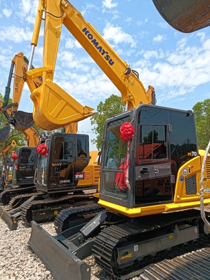 Komatsu PC 70 - حفار زحاف: صورة 4 Komatsu PC 70 - حفار زحاف: صورة 4