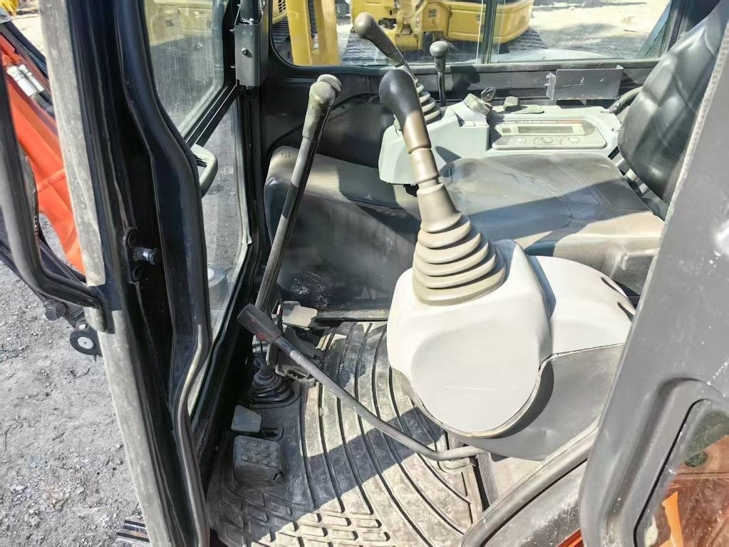 Kubota U 35 - حفارة مُصَّغرة: صورة 2 Kubota U 35 - حفارة مُصَّغرة: صورة 2