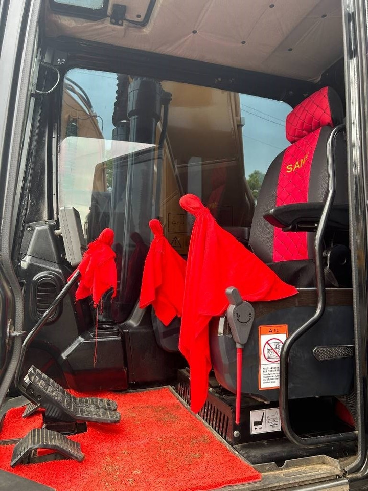 Sany SY 215 C - حفار زحاف: صورة 3 Sany SY 215 C - حفار زحاف: صورة 3