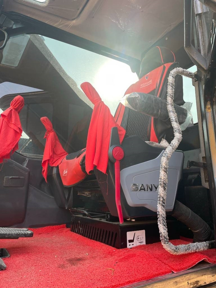 Sany SY 235 H - حفار زحاف: صورة 2 Sany SY 235 H - حفار زحاف: صورة 2