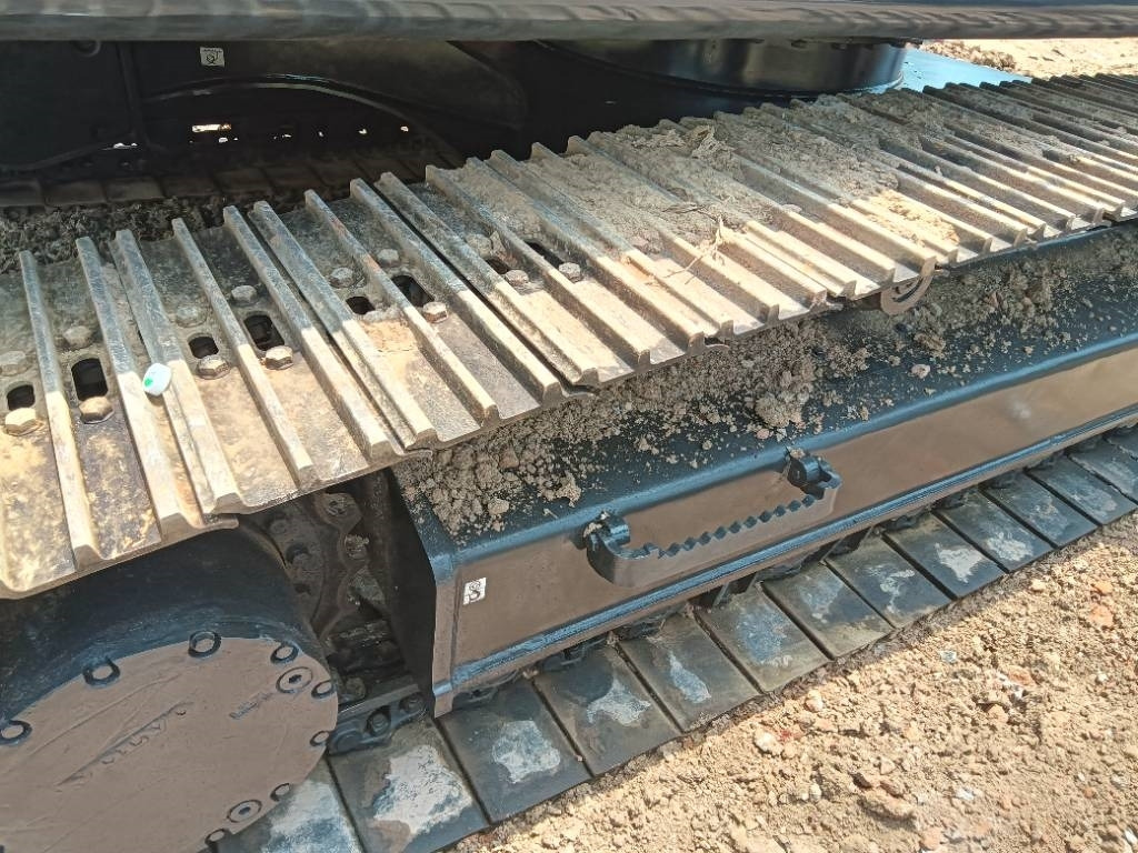 Volvo EC 240 - حفار زحاف: صورة 3 Volvo EC 240 - حفار زحاف: صورة 3