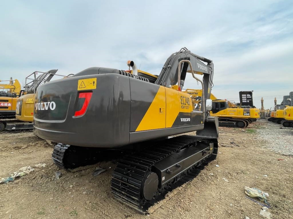 Volvo EC 240 - حفار زحاف: صورة 5 Volvo EC 240 - حفار زحاف: صورة 5