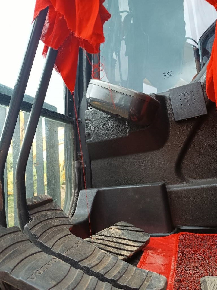 Volvo EC 290 - حفار زحاف: صورة 4 Volvo EC 290 - حفار زحاف: صورة 4