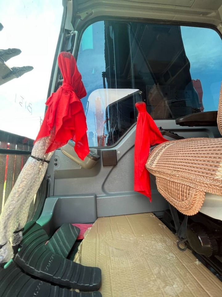 Volvo EC 290 - حفار زحاف: صورة 2 Volvo EC 290 - حفار زحاف: صورة 2