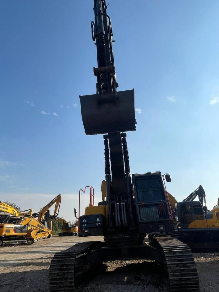 Volvo EC 380 D L - حفار زحاف: صورة 3 Volvo EC 380 D L - حفار زحاف: صورة 3