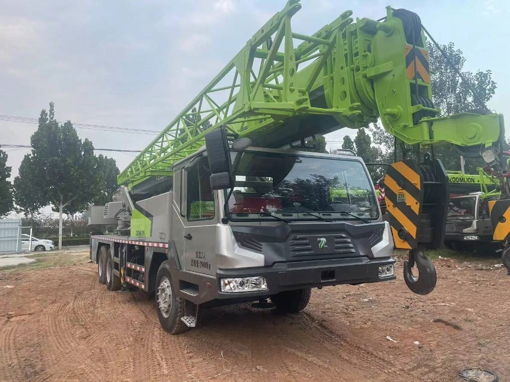 Zoomlion ZTC 500 V - رافعة لجميع التضاريس: صورة 4 Zoomlion ZTC 500 V - رافعة لجميع التضاريس: صورة 4
