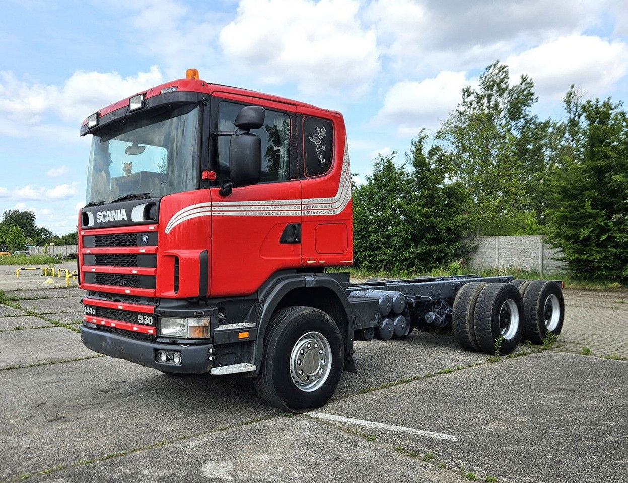 Scania 144 530 6X4 Manual Pump AND Injectros - Full Sprin G - شاحنة هيكل كابينة: صورة 1 Scania 144 530 6X4 Manual Pump AND Injectros - Full Sprin G - شاحنة هيكل كابينة: صورة 1