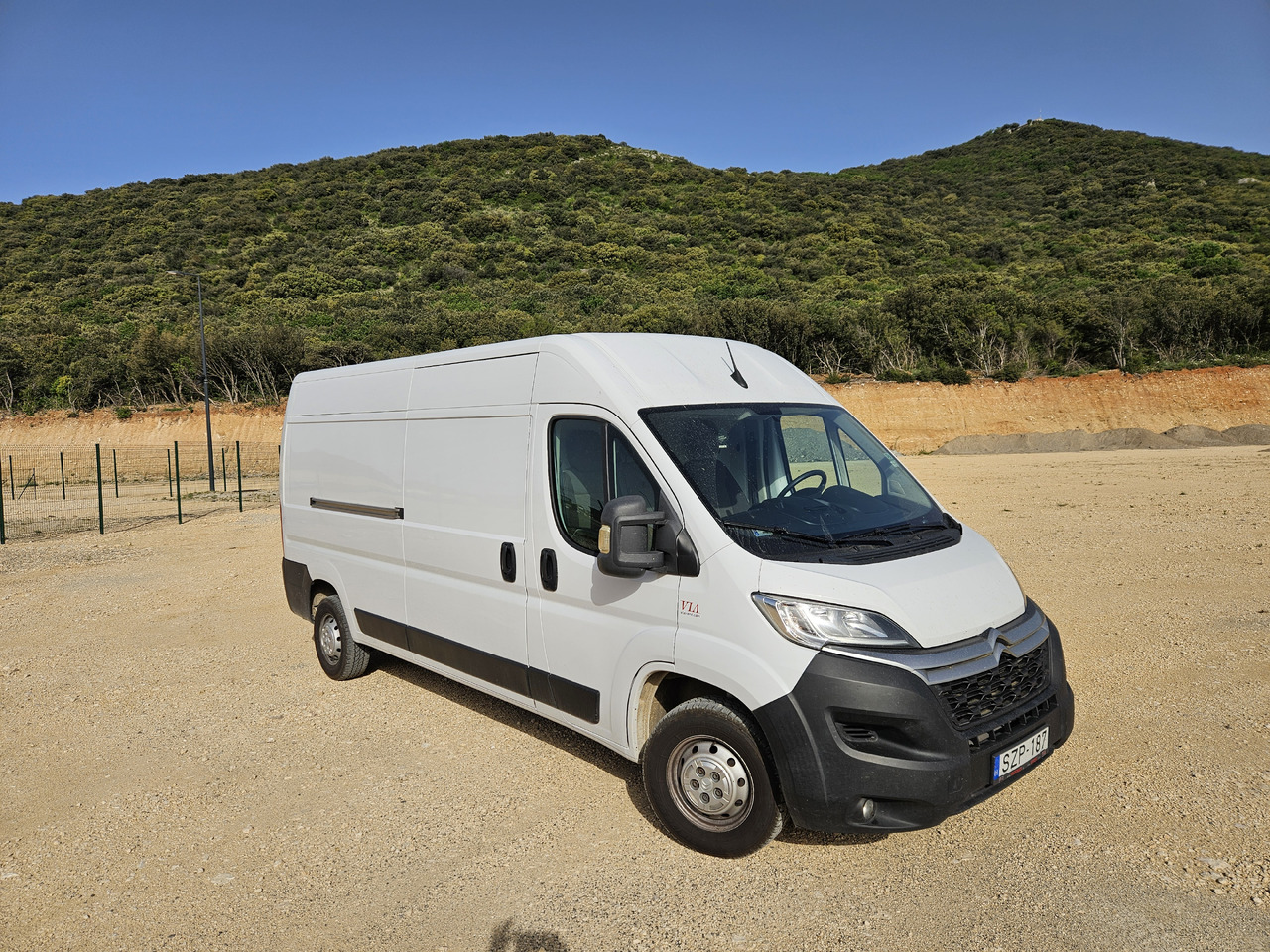 Citroen Jumper Control FT 350 L3H2 2.2 Blue HDI S&S 140 - فان: صورة 2 Citroen Jumper Control FT 350 L3H2 2.2 Blue HDI S&S 140 - فان: صورة 2