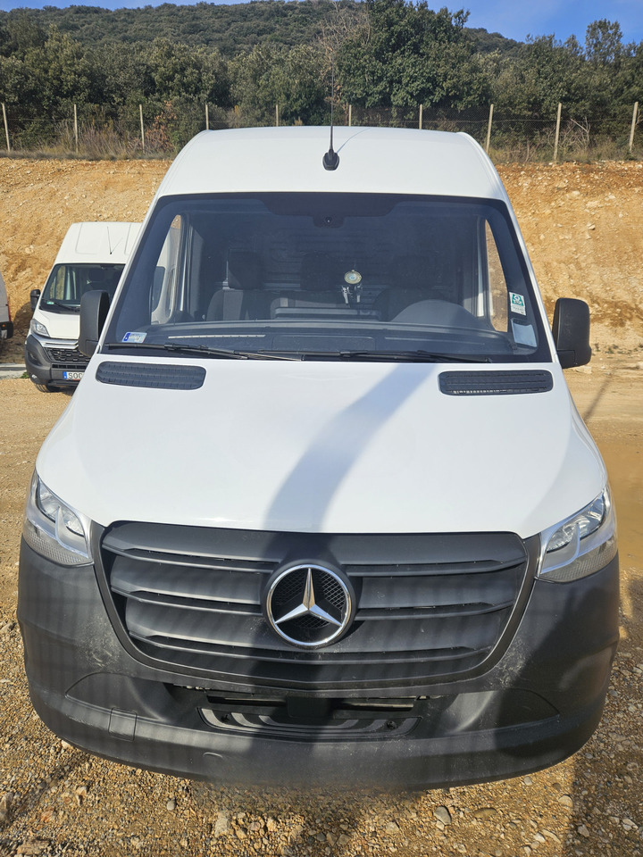 Mercedes-Benz Mercedes-Benz Sprinter L2H2 907 315 CDI - شاحنة مغلقة الصندوق: صورة 2 Mercedes-Benz Mercedes-Benz Sprinter L2H2 907 315 CDI - شاحنة مغلقة الصندوق: صورة 2
