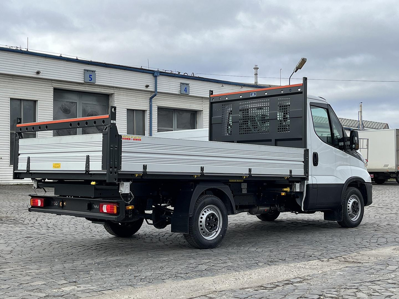 قلاب صغير Iveco DAILY SKLÁPAČ, 2.3D, 35S16H: صورة 7