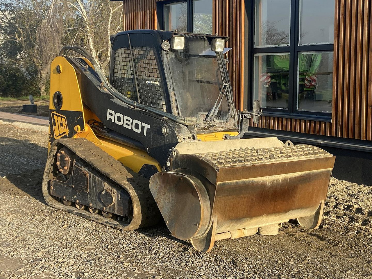 JCB 190T, 46kW, Pásový nakladač - شيول صغير: صورة 5 JCB 190T, 46kW, Pásový nakladač - شيول صغير: صورة 5