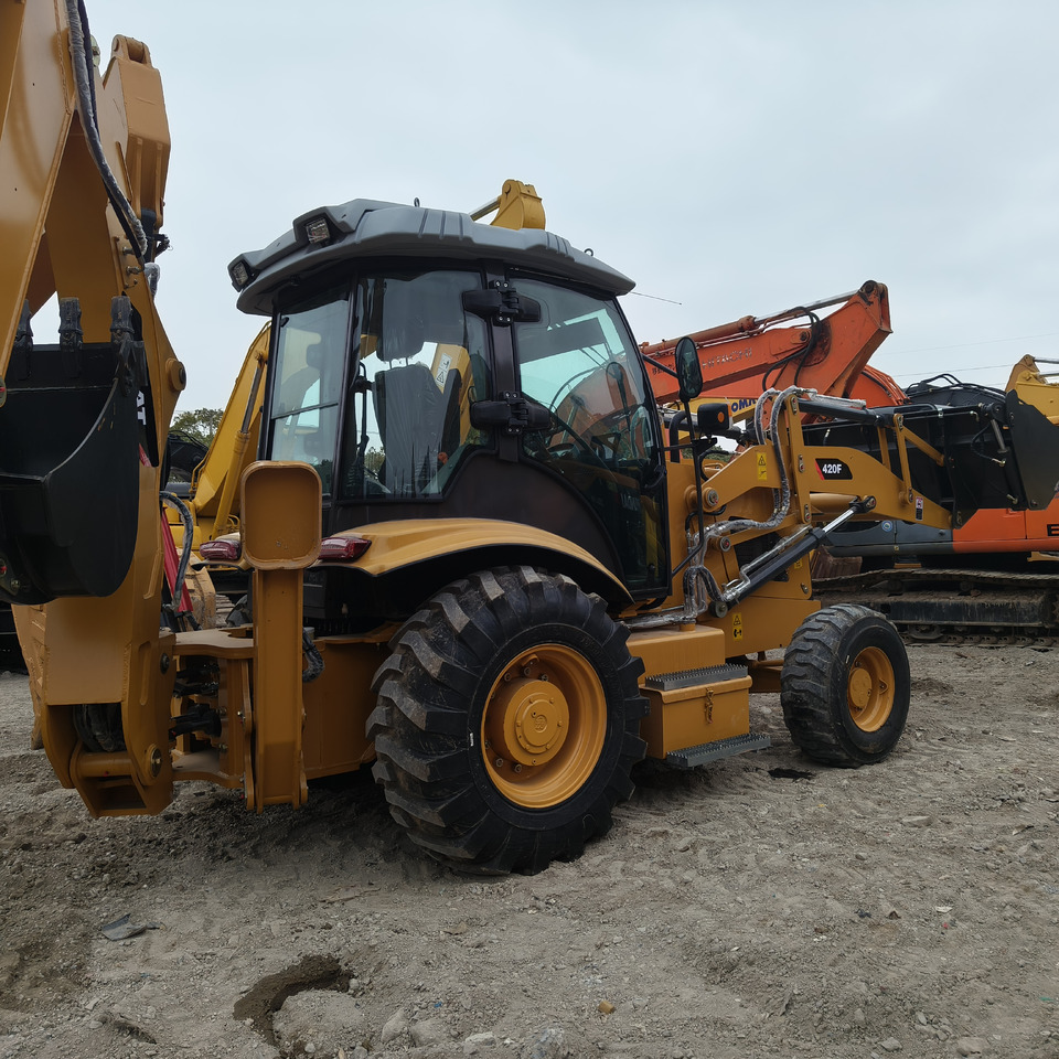 CATERPILLAR 420F - جرافة حفار: صورة 5 CATERPILLAR 420F - جرافة حفار: صورة 5