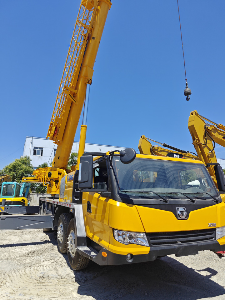 XCMG QY50KC Used truck crane XCMG XCT50 50ton - ممهدة: صورة 5 XCMG QY50KC Used truck crane XCMG XCT50 50ton - ممهدة: صورة 5