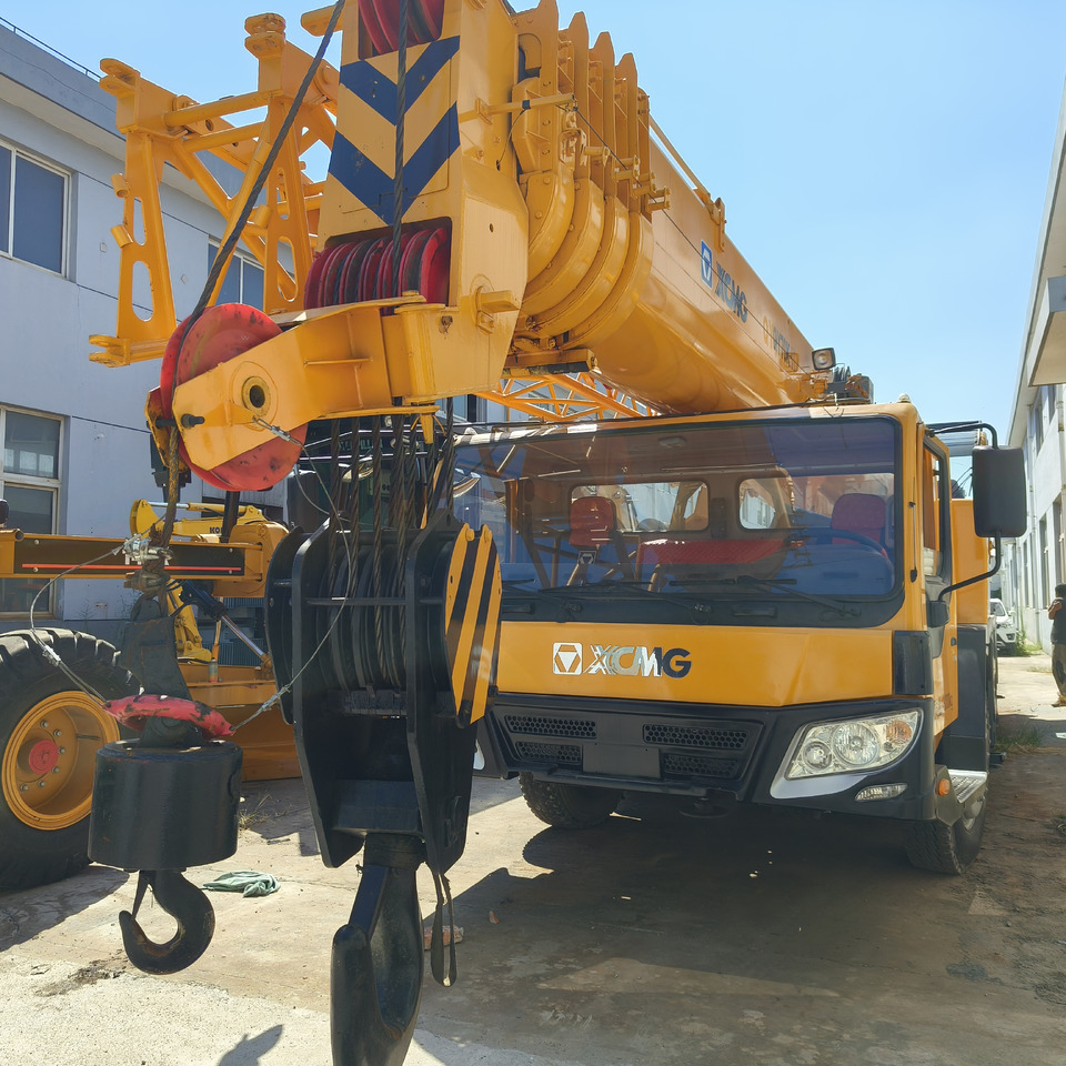 XCMG QY70K 70ton used truck crane - موبايل كرين: صورة 5 XCMG QY70K 70ton used truck crane - موبايل كرين: صورة 5