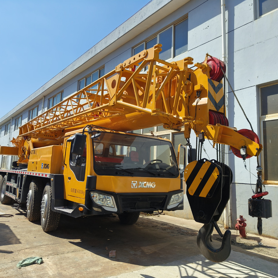 XCMG QY70K 70ton used truck crane - موبايل كرين: صورة 1 XCMG QY70K 70ton used truck crane - موبايل كرين: صورة 1