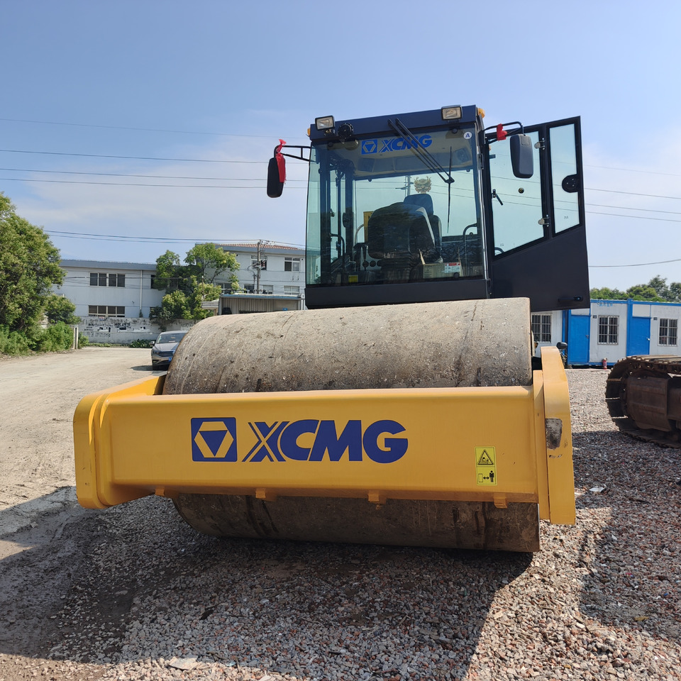 XCMG XS143J - مدحلة ضاغطة: صورة 4 XCMG XS143J - مدحلة ضاغطة: صورة 4