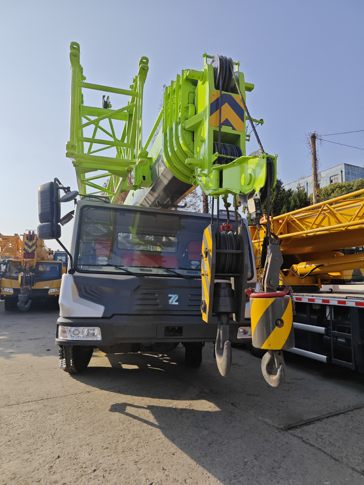 ZOOMLION ZTC250V 25TON - موبايل كرين: صورة 5 ZOOMLION ZTC250V 25TON - موبايل كرين: صورة 5