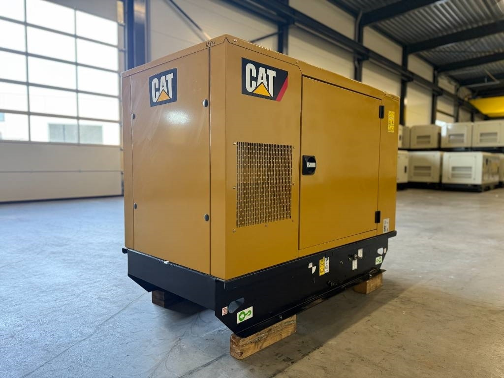 CAT DE22E3 - 22 kVA Generator - DPX-12641 - مجموعة المولدات: صورة 4 CAT DE22E3 - 22 kVA Generator - DPX-12641 - مجموعة المولدات: صورة 4
