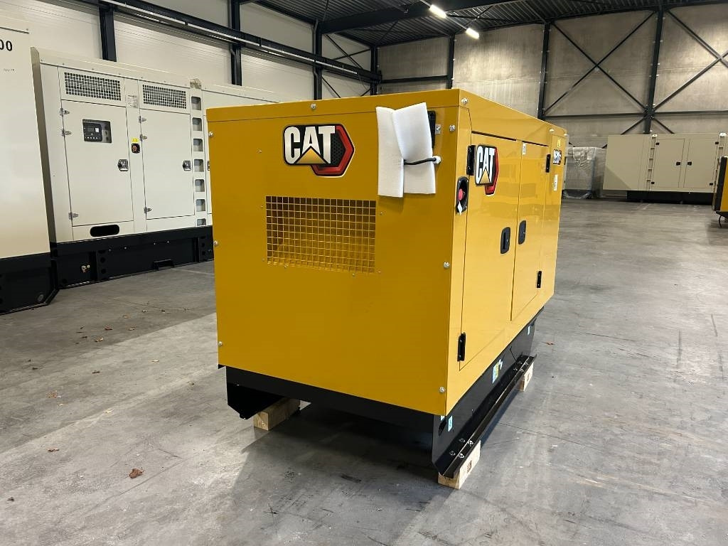 CAT DE88GC - 88 kVA Stand-by Generator Set - DPX-18207 - مجموعة المولدات: صورة 2 CAT DE88GC - 88 kVA Stand-by Generator Set - DPX-18207 - مجموعة المولدات: صورة 2