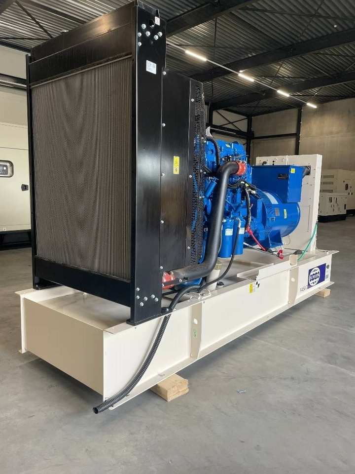 FG Wilson P450-3 - 450 kVA Open Genset - DPX-16018-O - مجموعة المولدات: صورة 2 FG Wilson P450-3 - 450 kVA Open Genset - DPX-16018-O - مجموعة المولدات: صورة 2