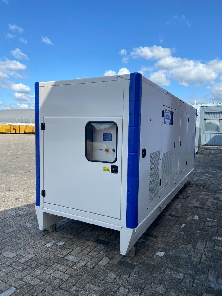 FG Wilson P550-3 - 550 kVA Genset - DPX-16020 - مجموعة المولدات: صورة 3 FG Wilson P550-3 - 550 kVA Genset - DPX-16020 - مجموعة المولدات: صورة 3