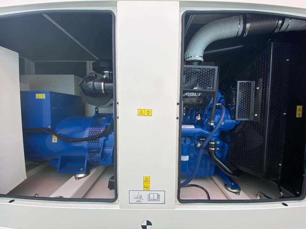 FG Wilson P550-3 - 550 kVA Genset - DPX-16020 - مجموعة المولدات: صورة 5 FG Wilson P550-3 - 550 kVA Genset - DPX-16020 - مجموعة المولدات: صورة 5