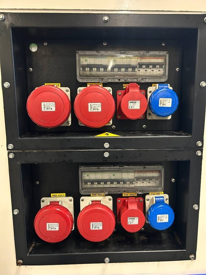 FG Wilson P88-3 - Alternator broken - Genset - DPX-12653 - مجموعة المولدات: صورة 4 FG Wilson P88-3 - Alternator broken - Genset - DPX-12653 - مجموعة المولدات: صورة 4