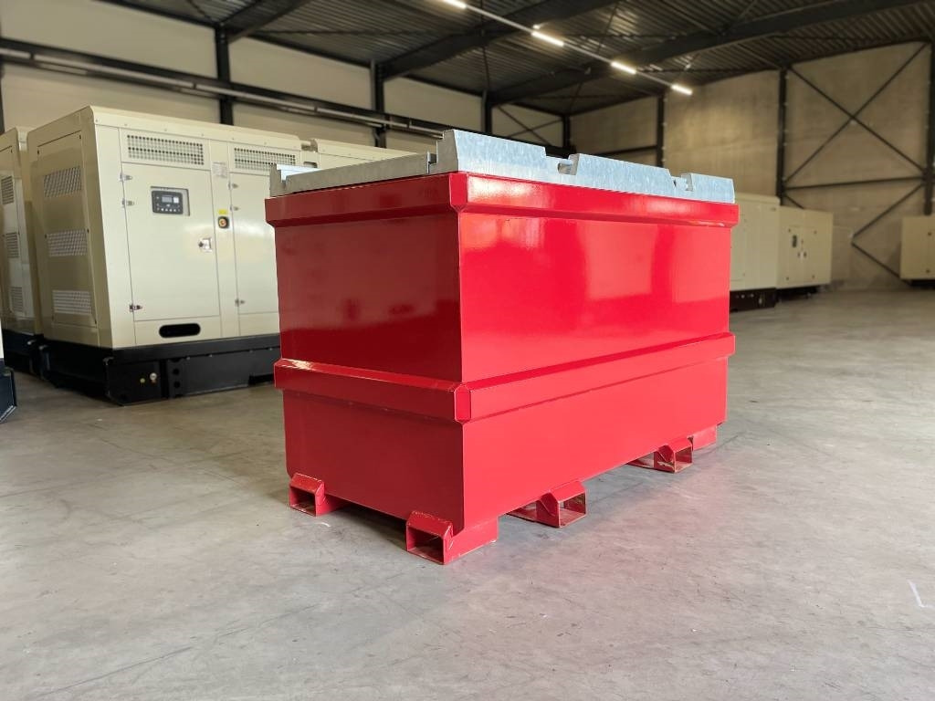 New Diesel Fuel Tank 2.200 Liter - DPX-31023  - خزان تخزين: صورة 2 New Diesel Fuel Tank 2.200 Liter - DPX-31023  - خزان تخزين: صورة 2