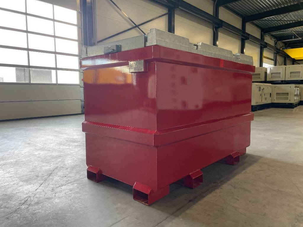 New Diesel Fuel Tank 2.200 Liter - DPX-31023  - خزان تخزين: صورة 4 New Diesel Fuel Tank 2.200 Liter - DPX-31023  - خزان تخزين: صورة 4