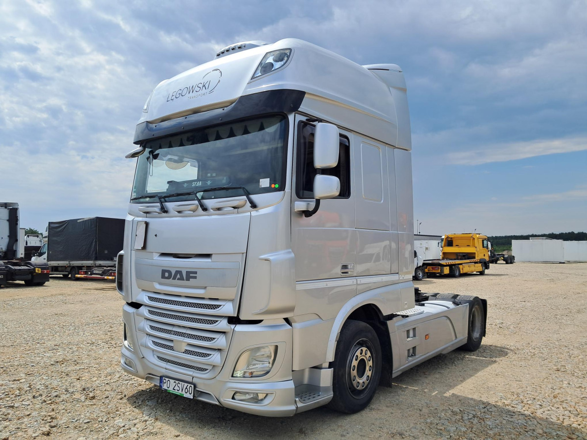 DAF XF 510 CIĄGNIK SIODŁOWY - وحدة جر: صورة 2 DAF XF 510 CIĄGNIK SIODŁOWY - وحدة جر: صورة 2