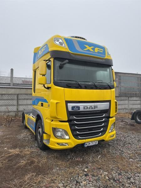 DAF XF CIĄGNIK SIODŁOWY - وحدة جر: صورة 1 DAF XF CIĄGNIK SIODŁOWY - وحدة جر: صورة 1